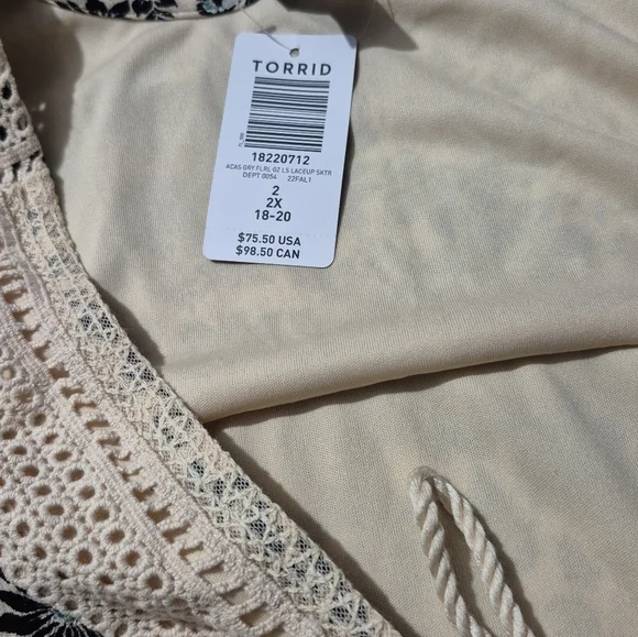 Torrid Mini Gauze Lace-up Skater Dress - Size 2 NWT - Picture 6 of 7